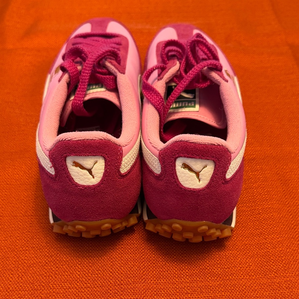 Puma Mauve & white junior size 6.5 - Picture 4 of 6